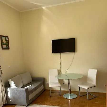 19 Golf Vacation Apartment *